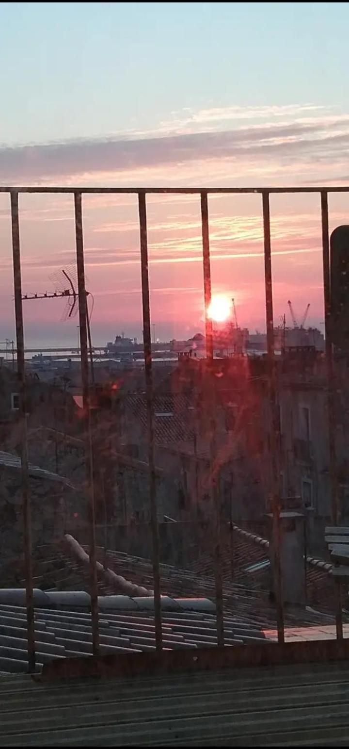 Terrasse De La Revolution Leilighet Sète Eksteriør bilde